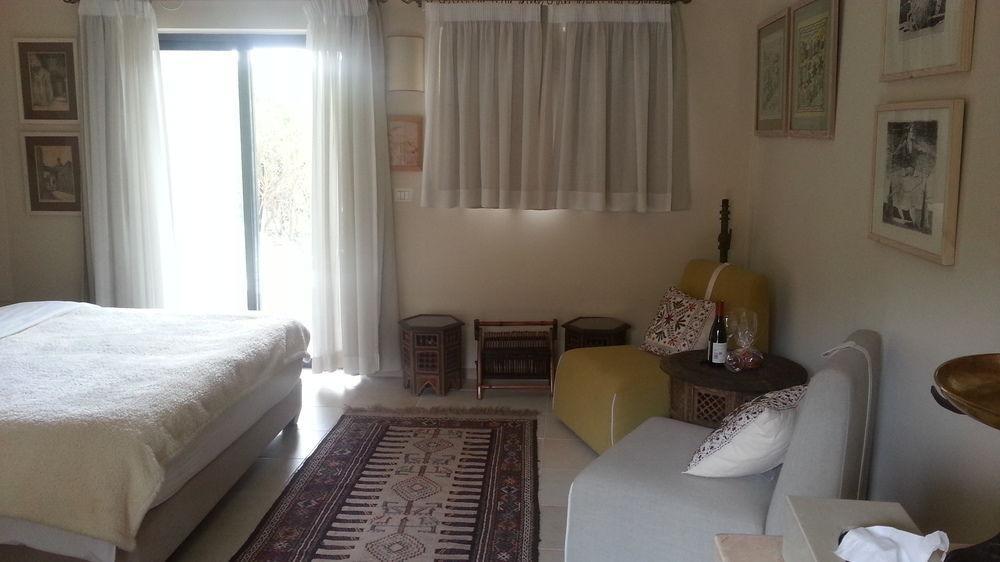 Shulamit Yard Hotel Ros Pinna Kültér fotó