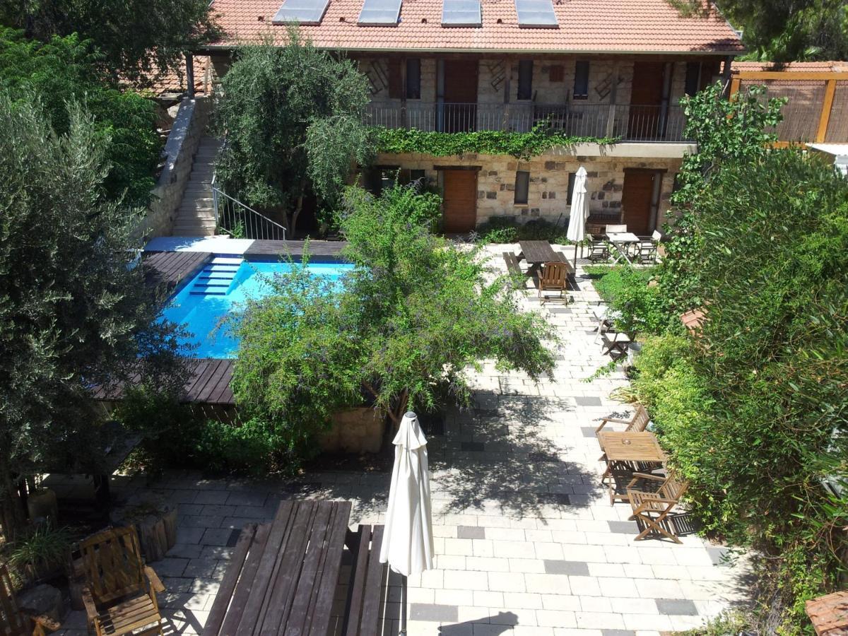 Shulamit Yard Hotel Ros Pinna Szoba fotó